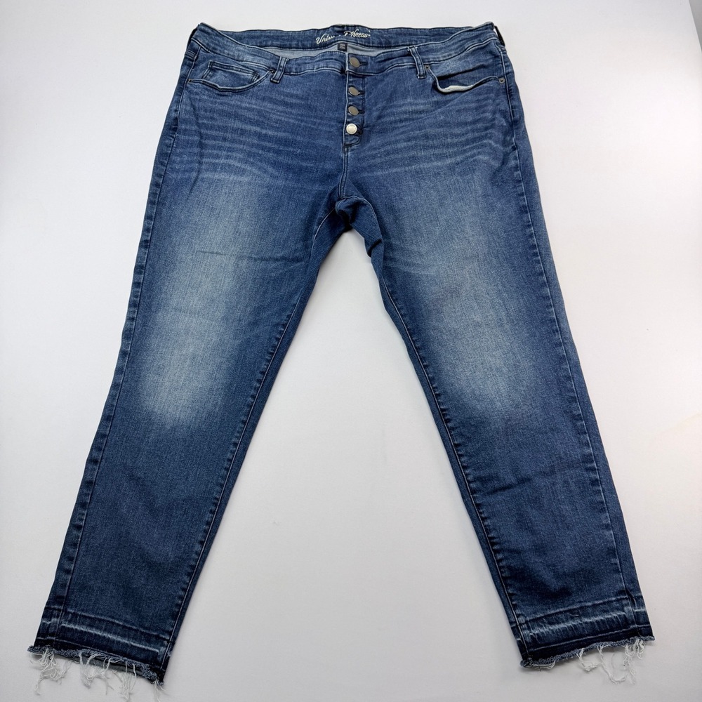 Universal Thread Womens 20WR Medium Wash Button Fly Raw Hem Skinny Jeans